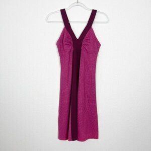 Patagonia Womens Small Corinne Athletic Dress Mosaic Currant V-Neck Shirred